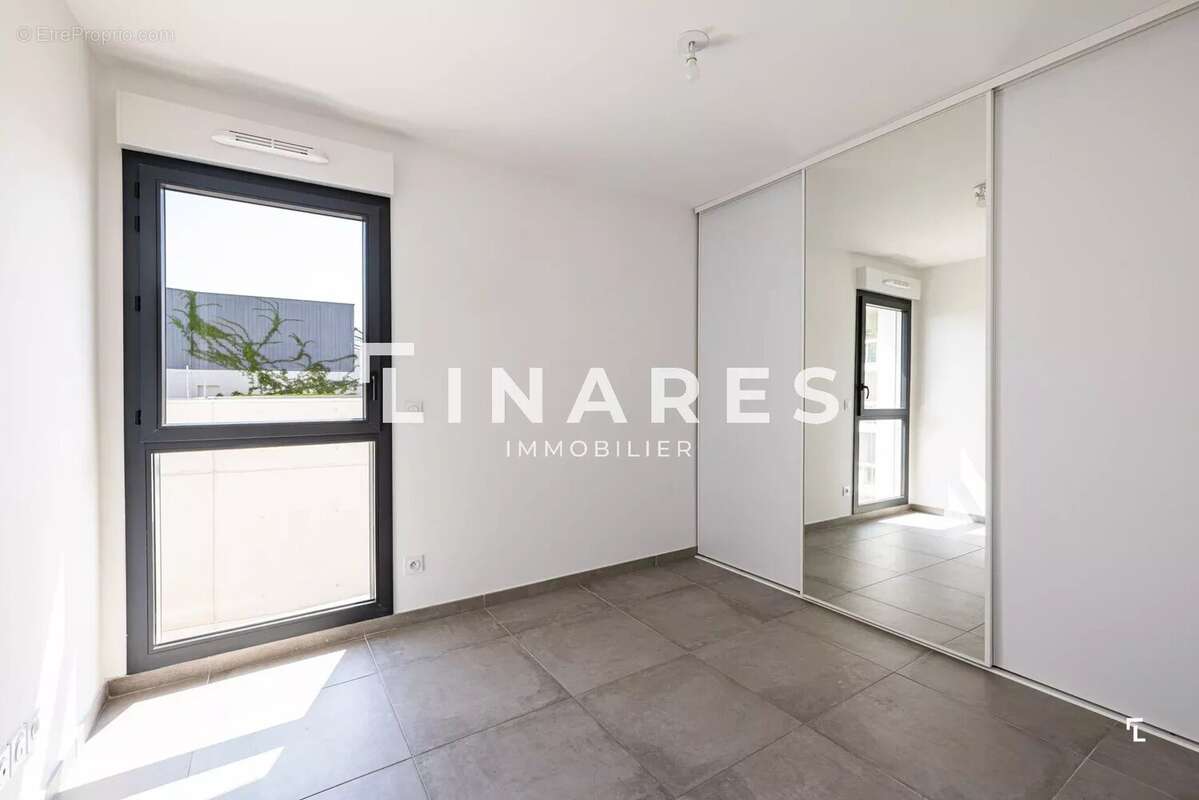 PRADO PRESTIGE - Appartement T4 de 81m2 - Terrasse de 18 m2 - 13008 PRADO - photo 10