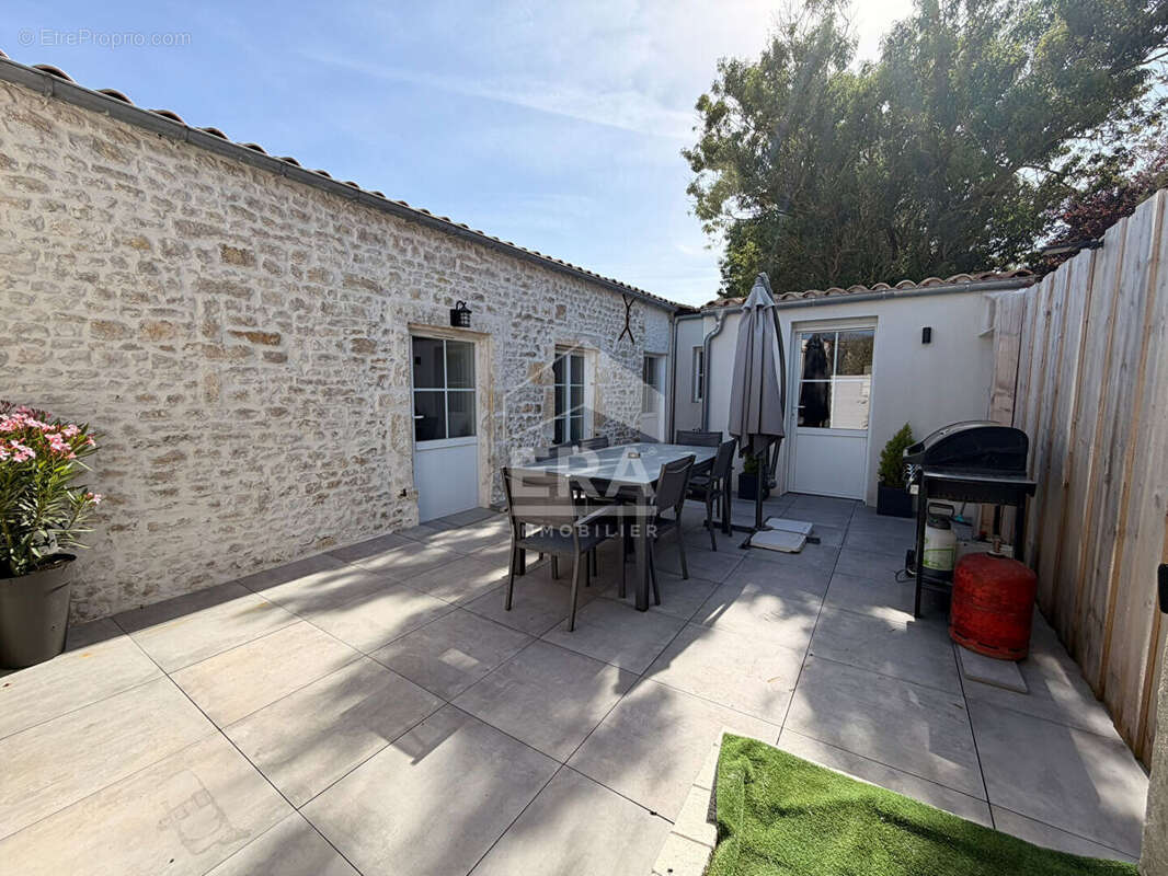 À vendre ? Maison récente de plain-pied 4 pièces ? 80 m² ? Lagord - photo 2