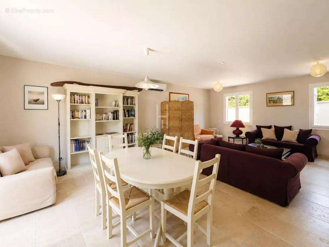 Maison de Plain Pied dans les Alpilles - photo 8