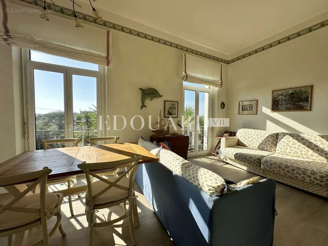 Appartement à MENTON