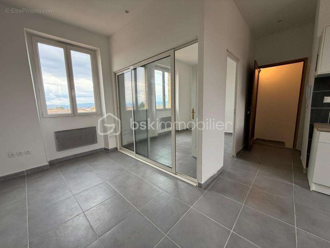 Appartement à PERTUIS