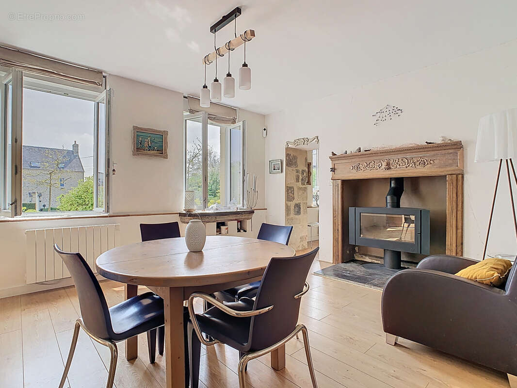 Maison à ISIGNY-SUR-MER