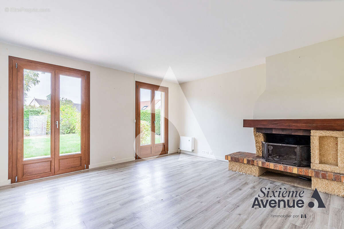 Maison à LE PLESSIS-PATE