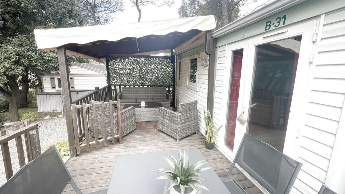 Maison à PUGET-SUR-ARGENS