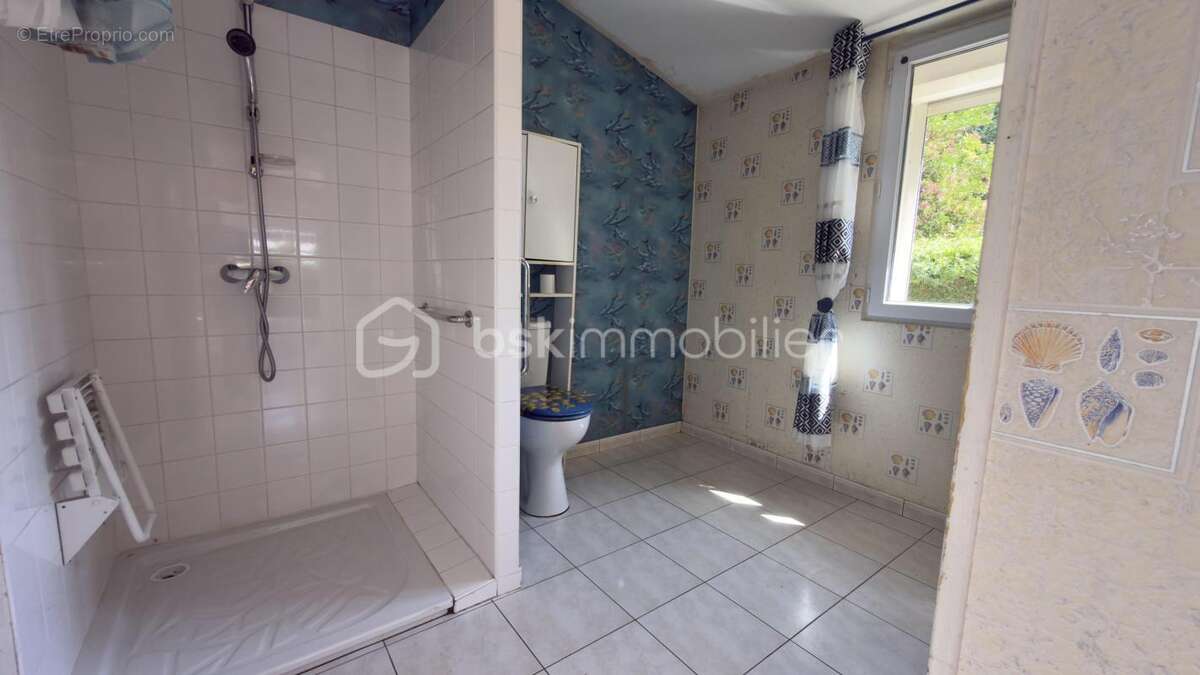 Charmante Maison avec jardin, terrasse et dépendances - photo 10