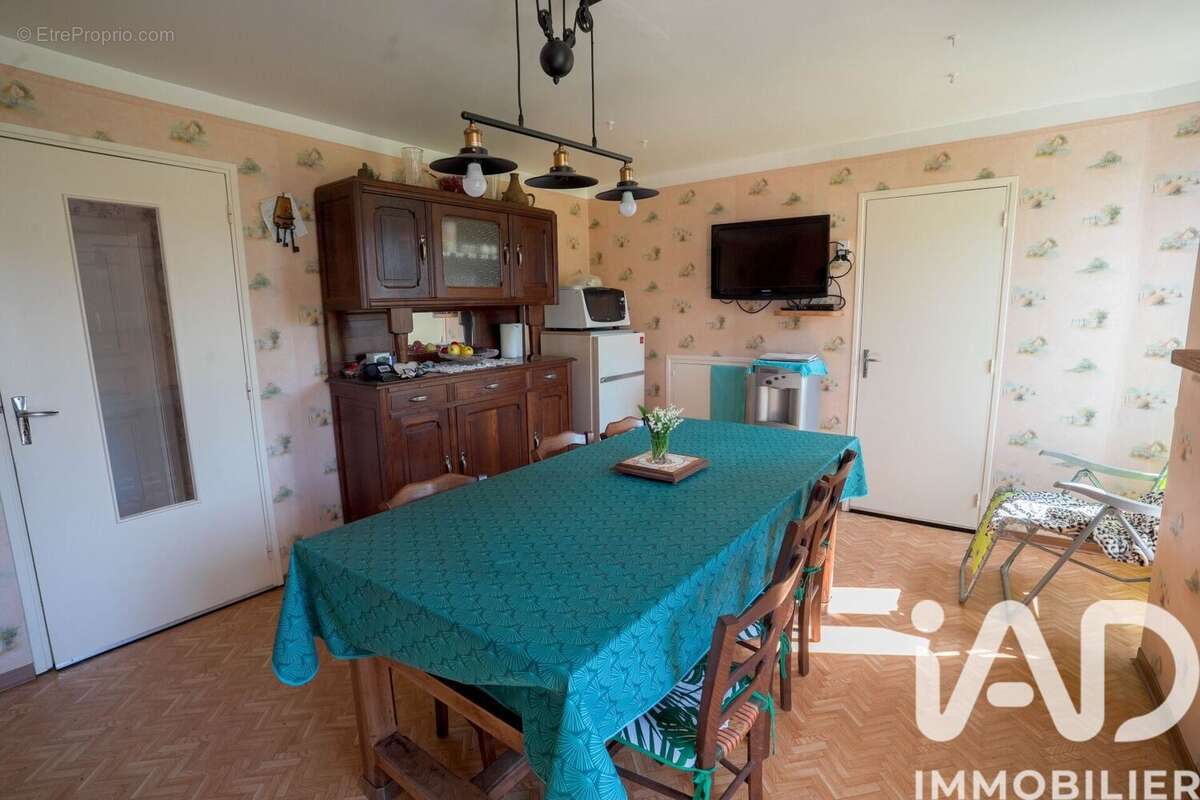 Maison 95 m² à Ayssenes  - photo 5