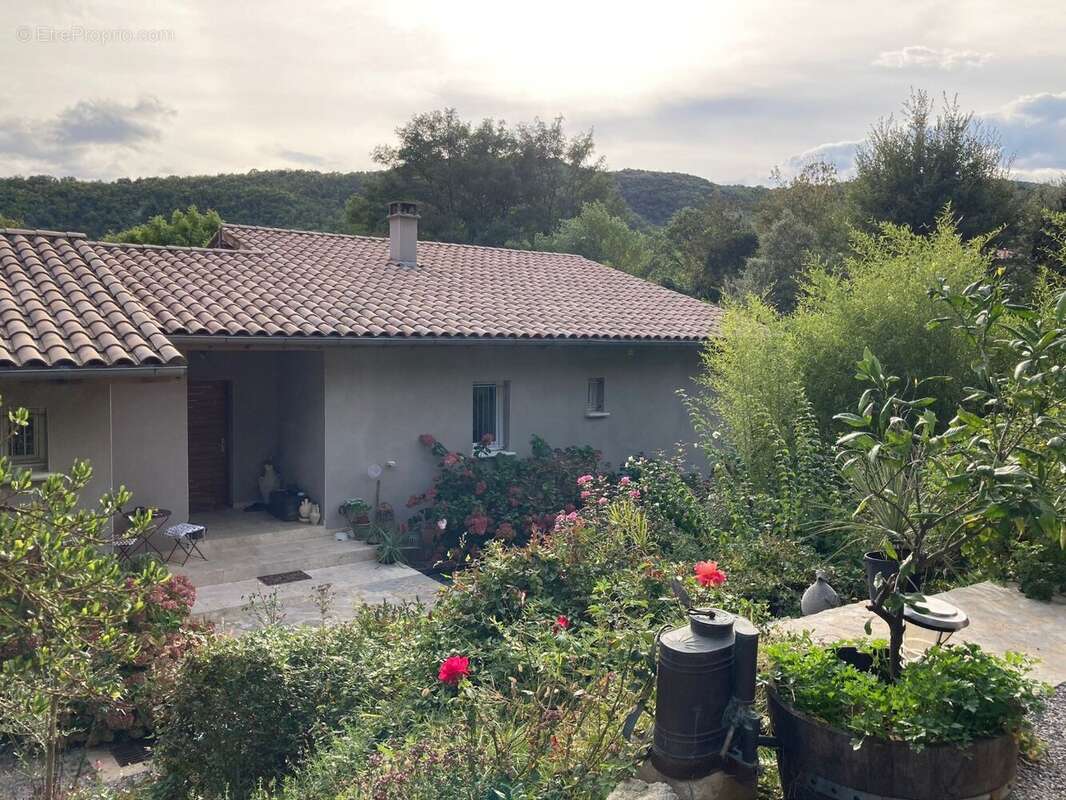 Maison à MONOBLET