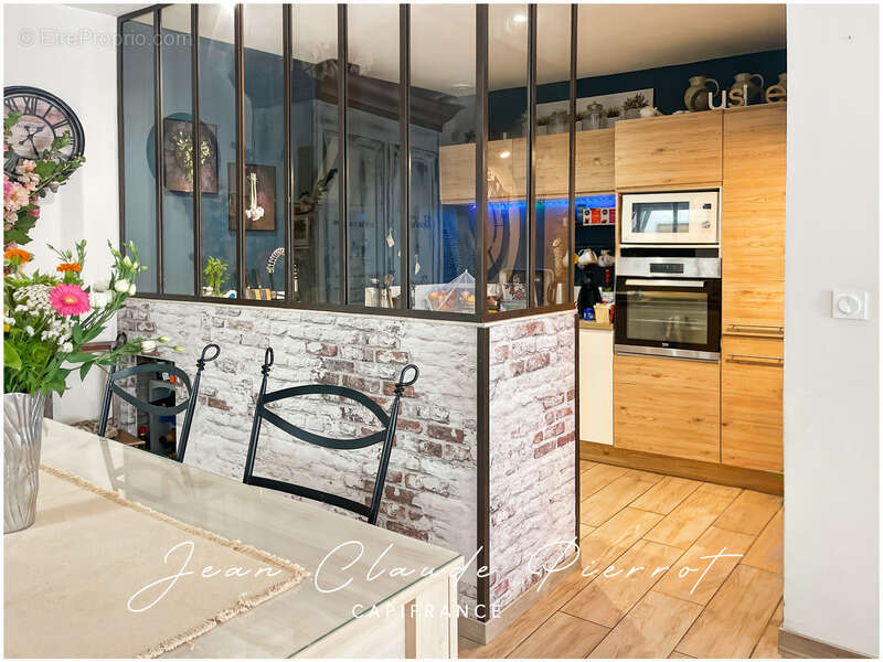 Maison à BOUILLARGUES