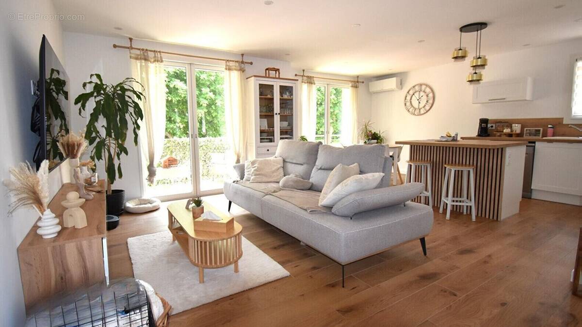 Appartement à SAINT-RAPHAEL