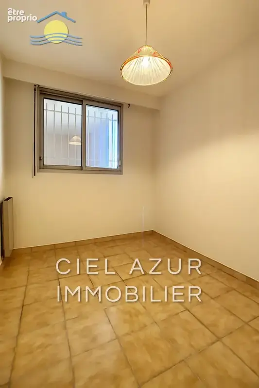 Appartement 32 m² à Antibes  - photo 3
