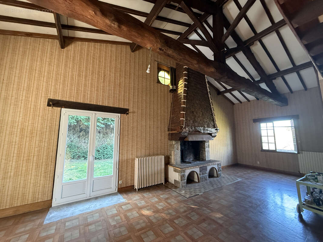 Maison à SAINT-GENCE