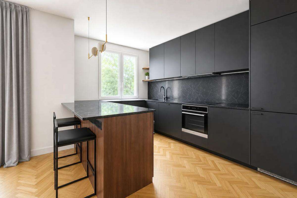 Saint-Cloud - Quartier Val d’Or - 71m² rénové - 3 chambres - Balcon - Gare 4mn - photo 5