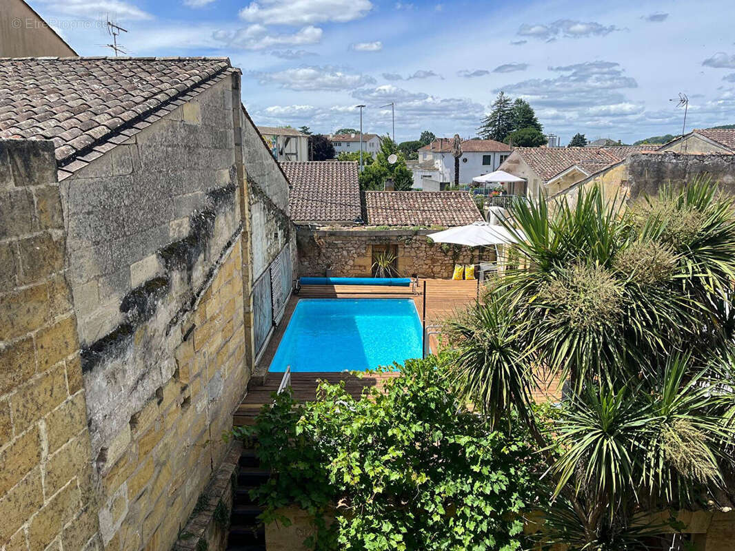 Maison à CASTILLON-LA-BATAILLE