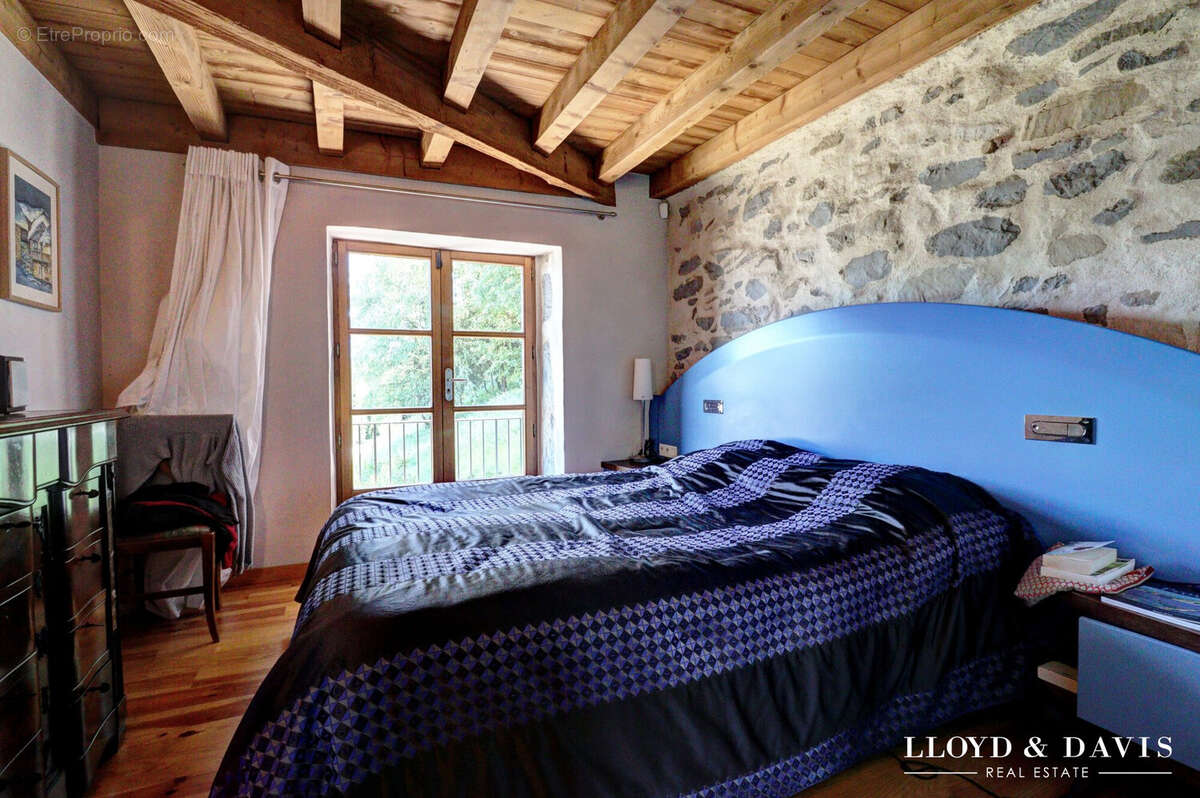 Maison 228 m² à Barberaz  - photo 9