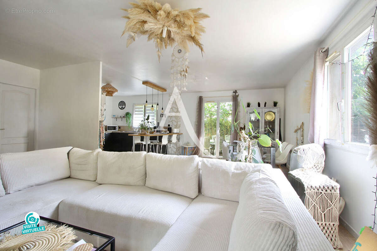 Lattes - villa plain pied - 90m2 environ - garage 20m2 - terrain 450m2 - proche tramway et commerces - photo 2