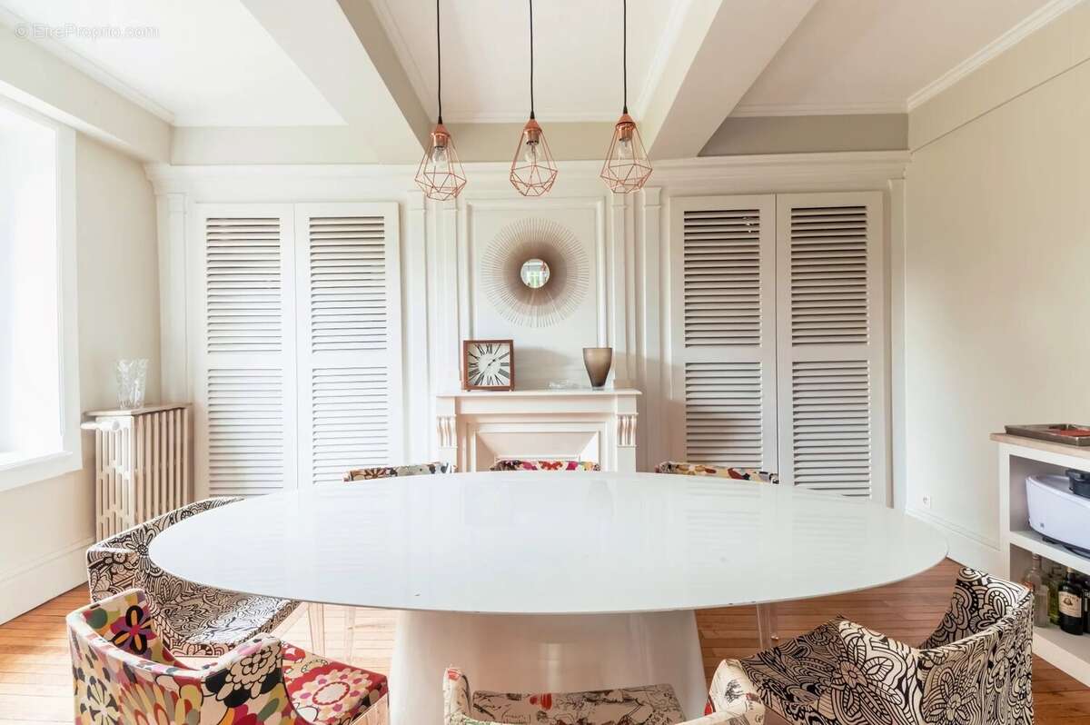 Maison à CHARBONNIERES-LES-BAINS