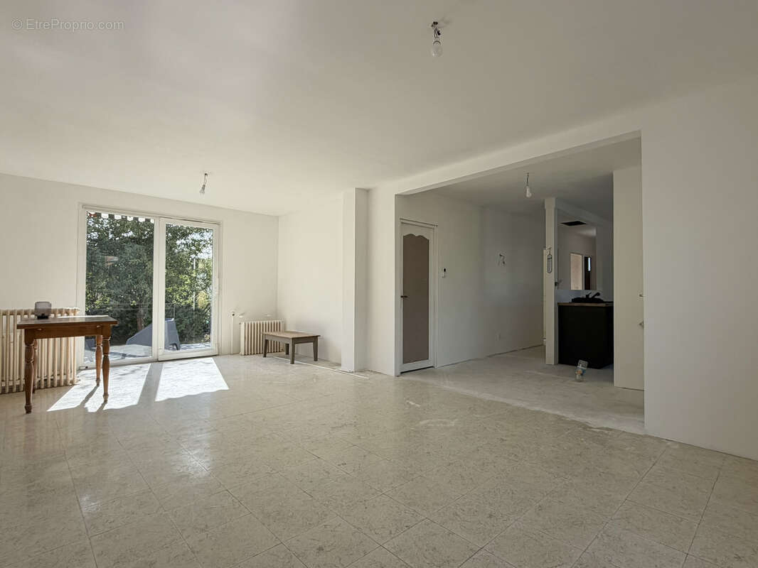 Pavillon individuel de plain pied a 5 minutes d'abbeville avec jardin et sous sol complet 80 m2 - photo 3