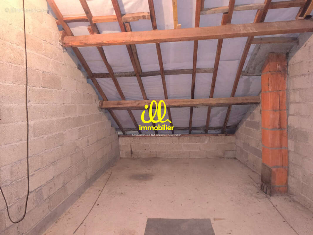Maison 96 m² à Vendresse  - photo 6