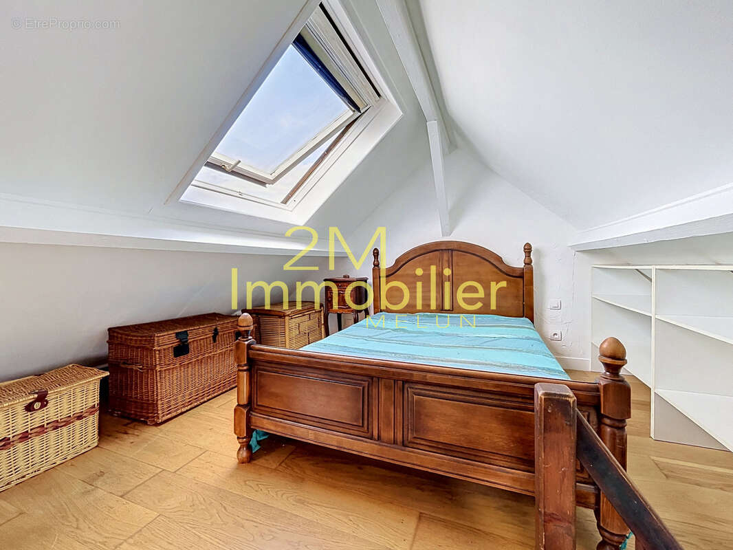 Appartement à VERT-SAINT-DENIS