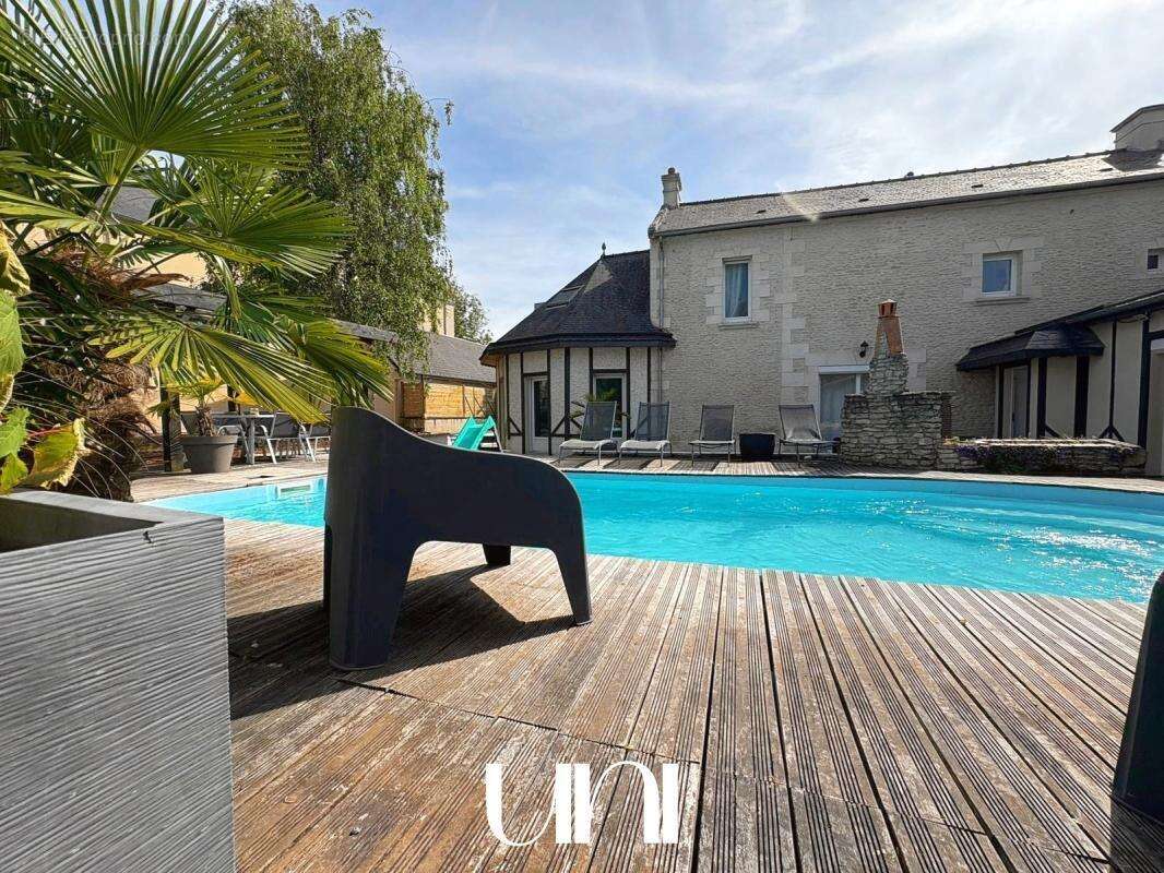 Maison à CORMELLES-LE-ROYAL