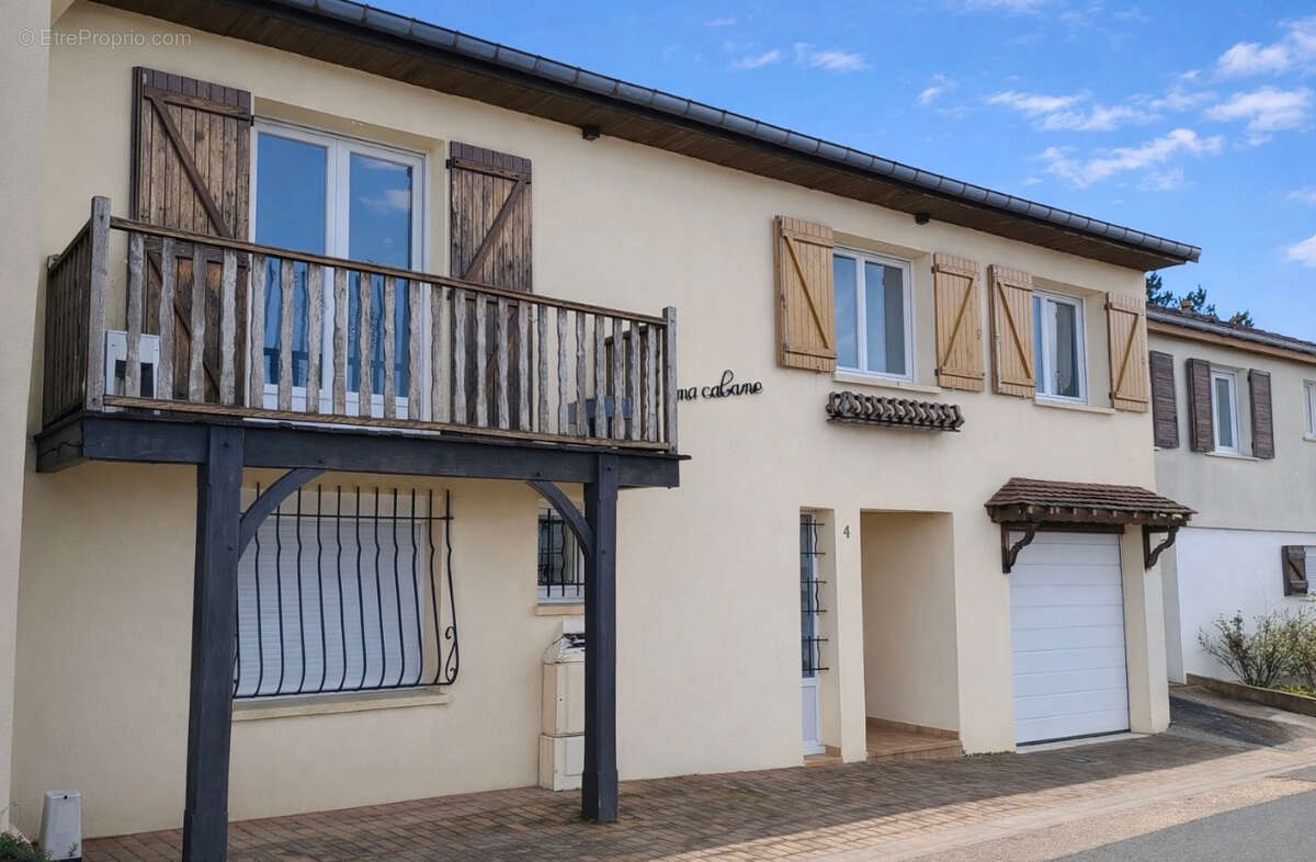 Maison à CHAMPEY-SUR-MOSELLE