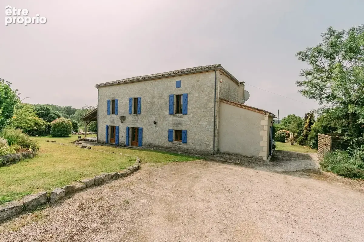 Jolie maison en pierre, maison d'amis, piscine et tennis - photo 12