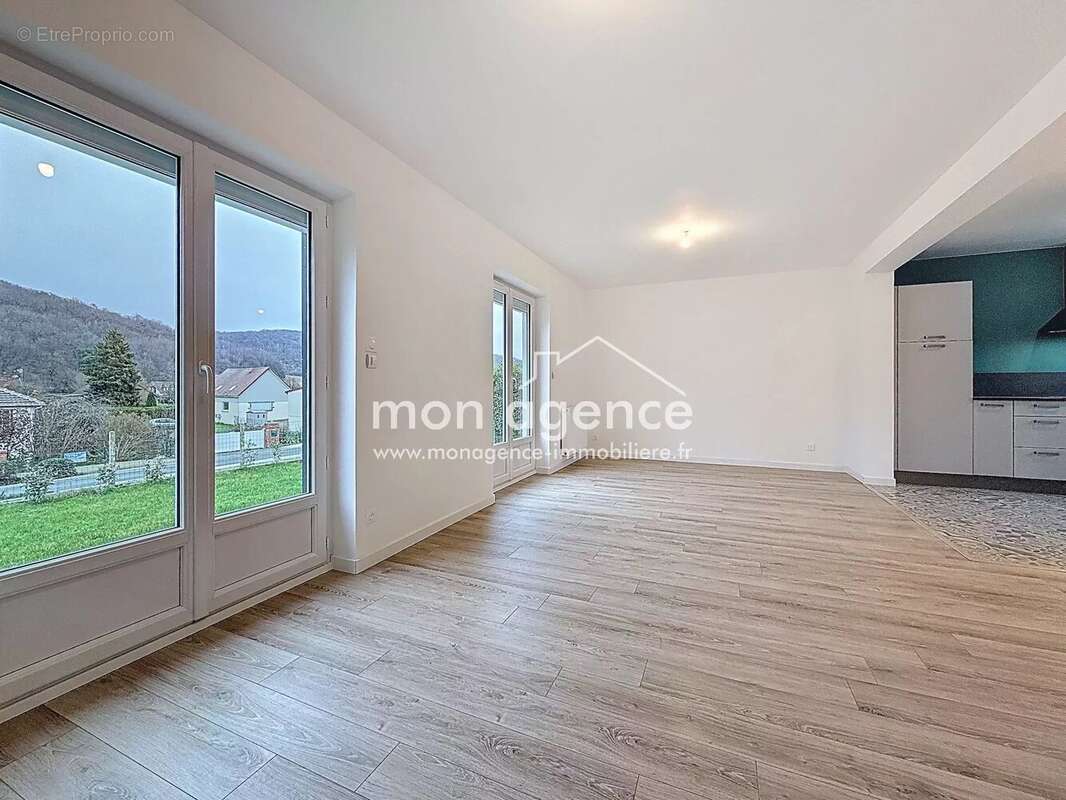 Maison à SAINT-AUBIN-EPINAY