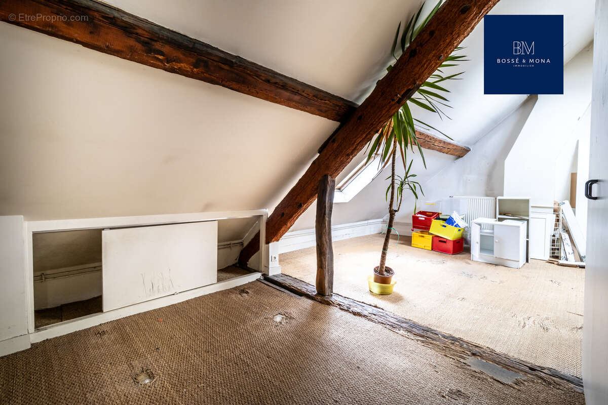 Appartement à PARIS-14E