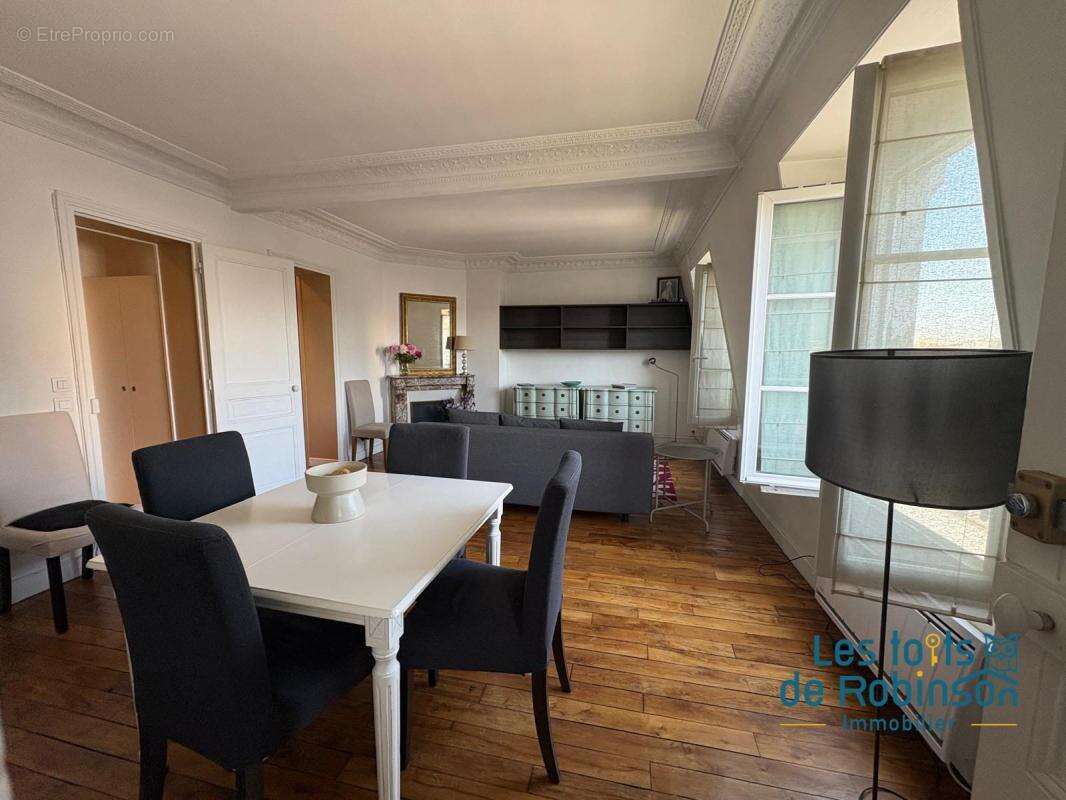Appartement à PARIS-15E