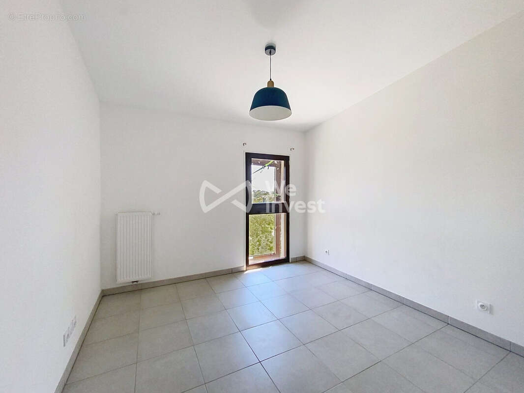 Appartement à SAINT-JEAN-DE-VEDAS