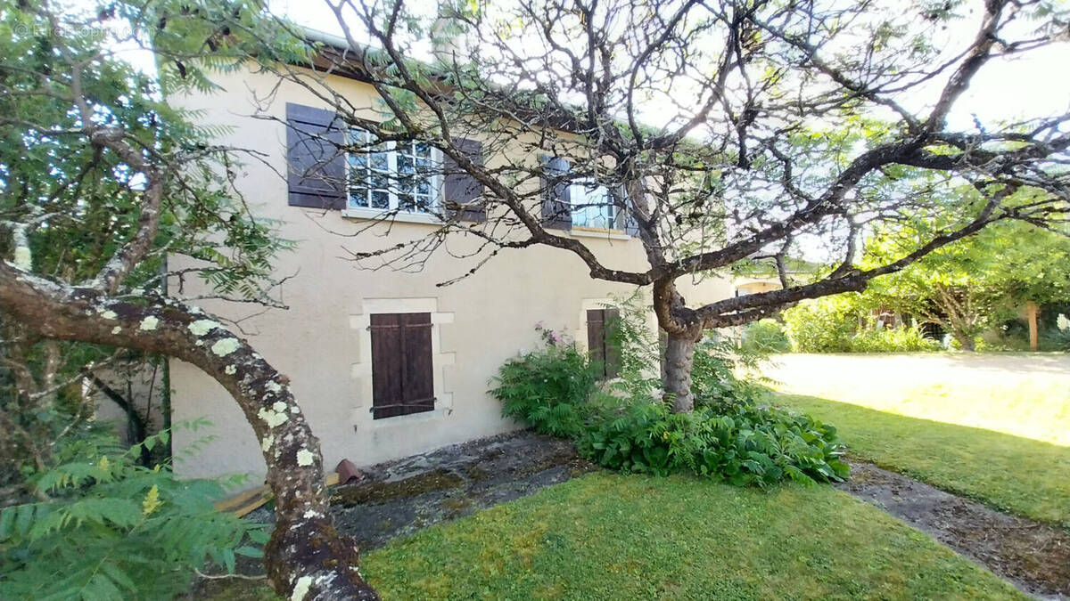 Maison à CHAMPVANS