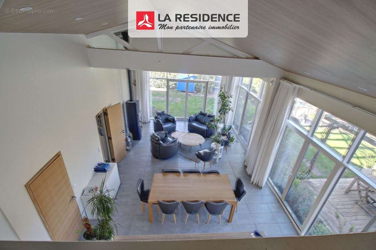 Maison à VERNEUIL-SUR-SEINE