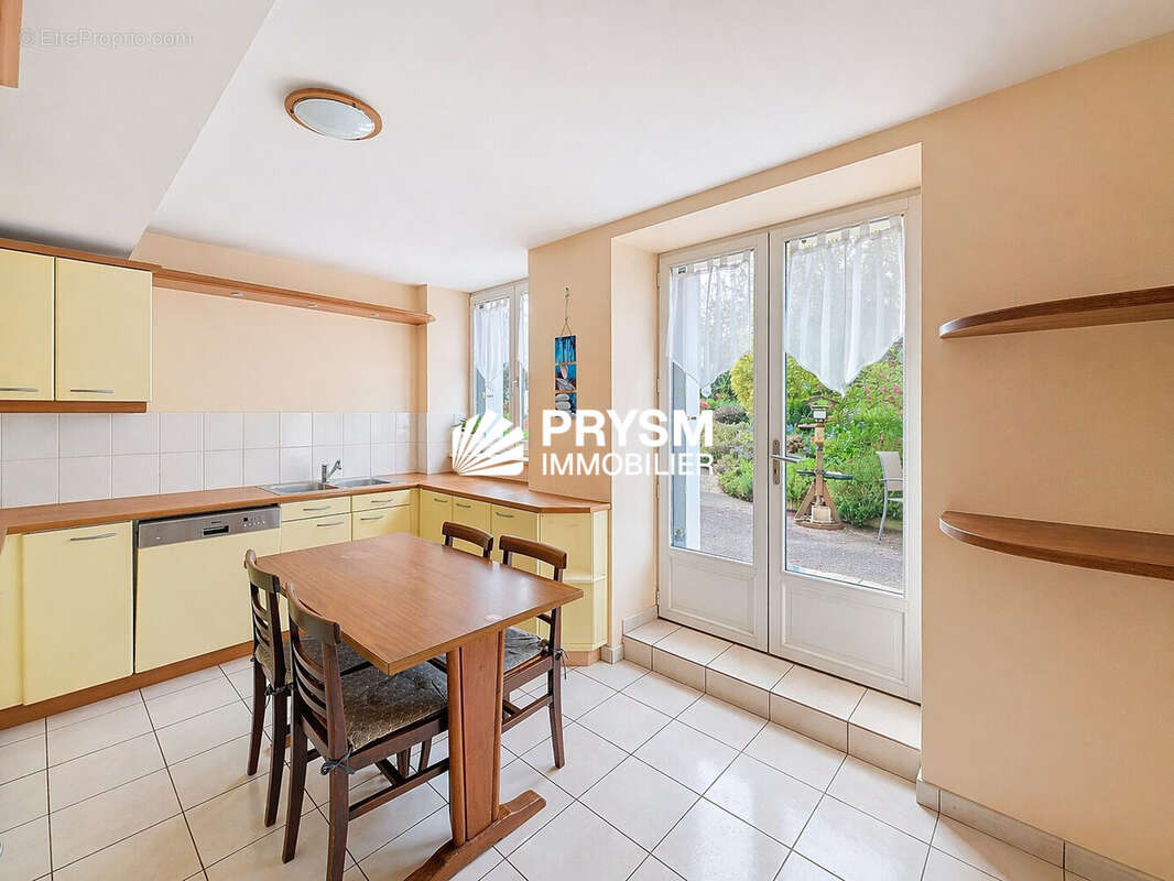 Maison à SAINT-SULPICE-LA-FORET