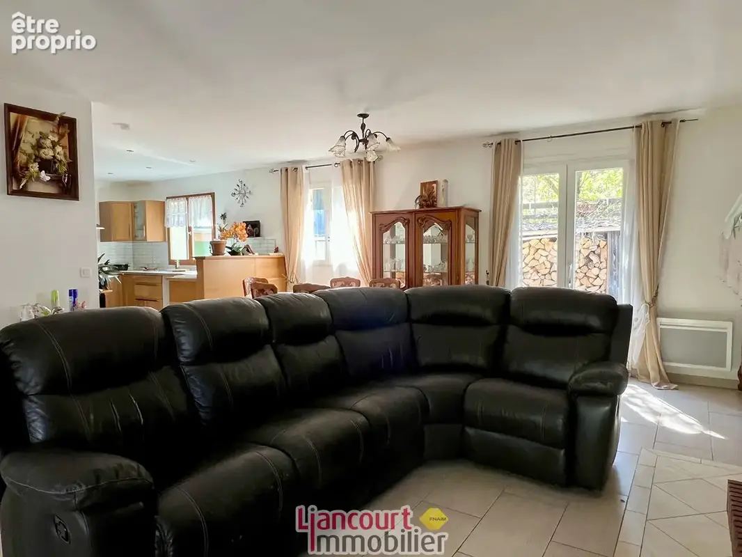 Beau pavillon à RANTIGNY 60290 110 m2 vivable de plain pied 4 chambres - photo 4