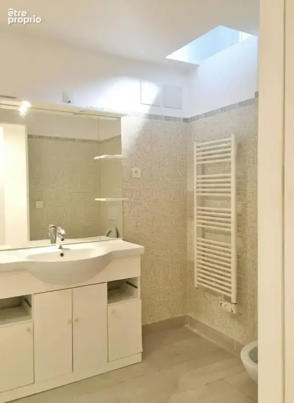 Gonfaron  en plein coeur du village  ensemble immobilier spécial investisseur - photo 9