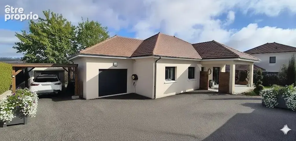 Maison à TREPT