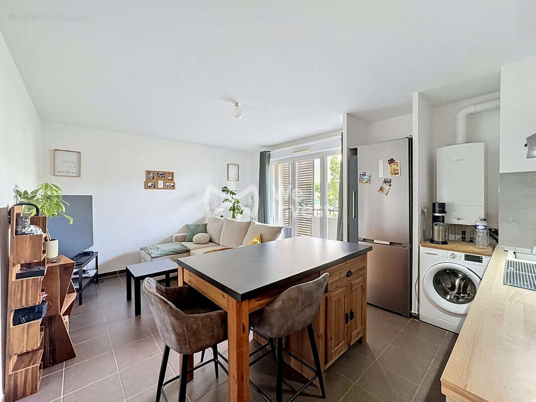 Appartement à CASTELNAU-LE-LEZ