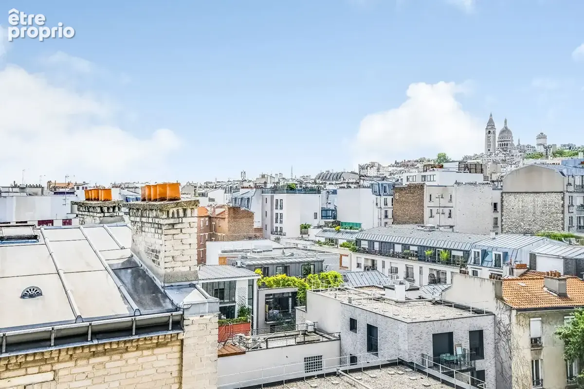 Rue Damrémont, studio à vendre en dernier étage ! - photo 2