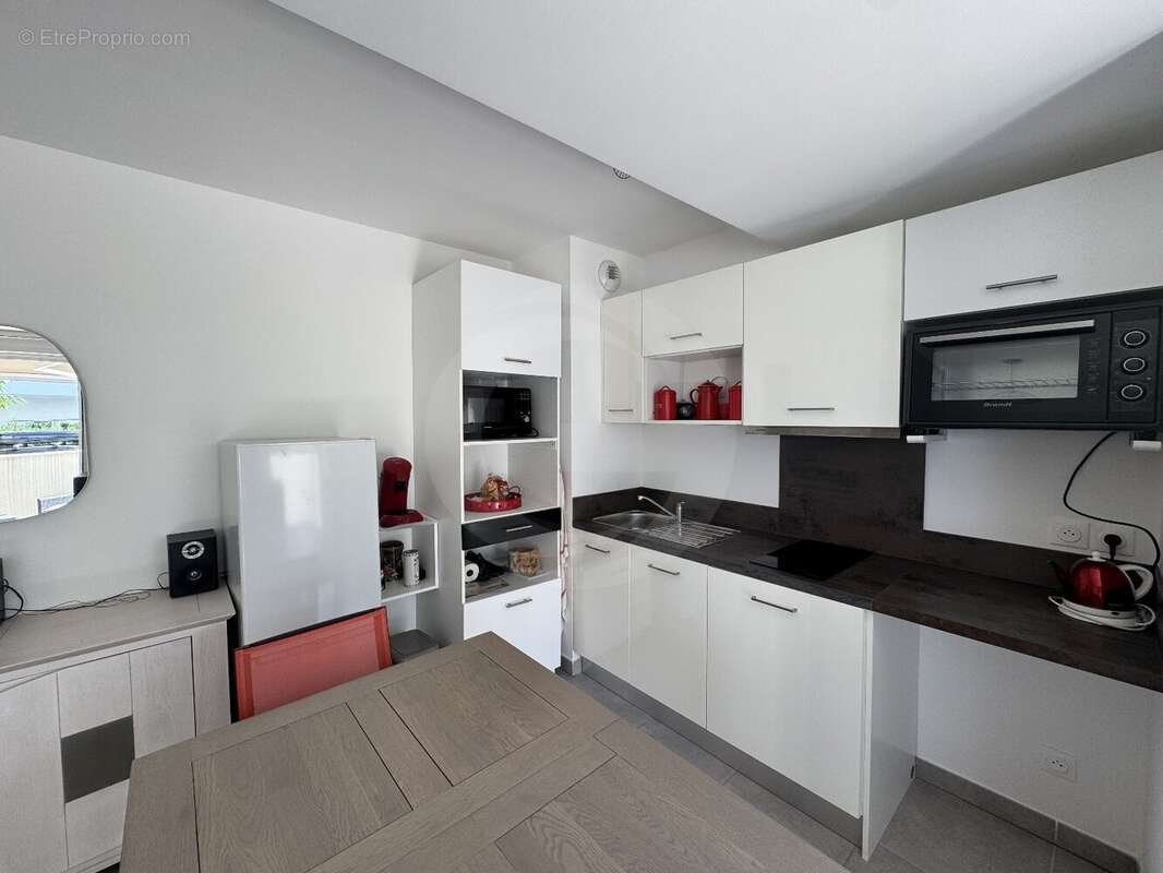 Appartement à MEZE