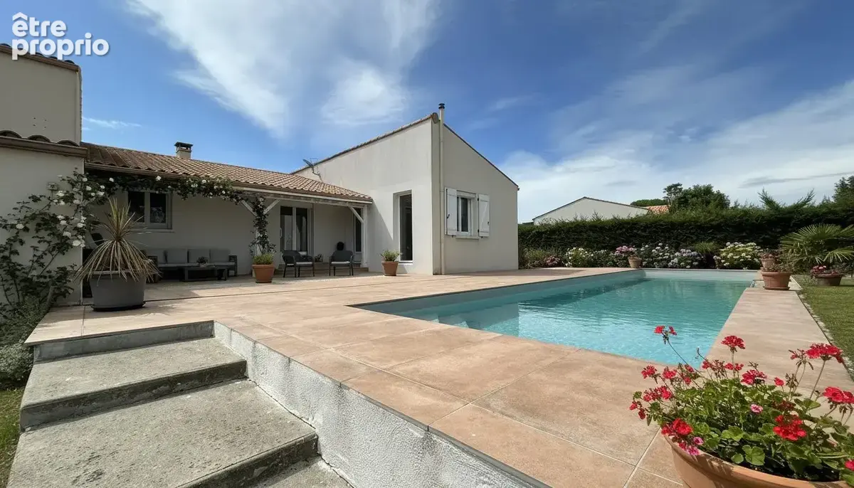Maison 6 pièces 168 m² à vendre à Yves (17340) - photo 4