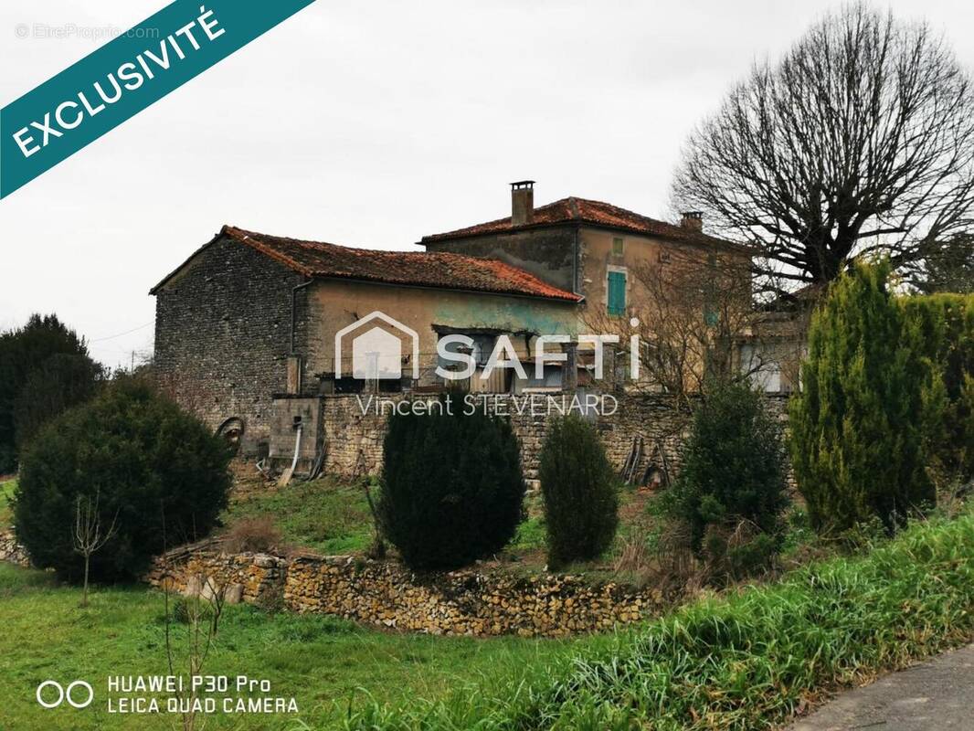 Photo 1 - Maison à LICHERES