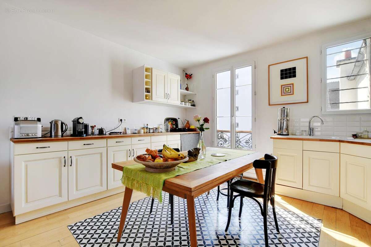 Photo 3 - Appartement à PARIS-11E