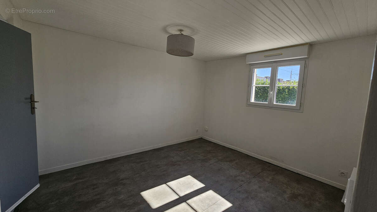 Maison à BLANQUEFORT