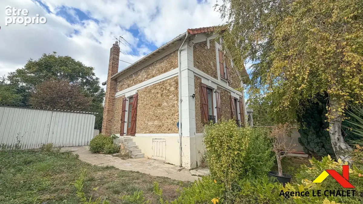 Maison à VILLENEUVE-LE-ROI