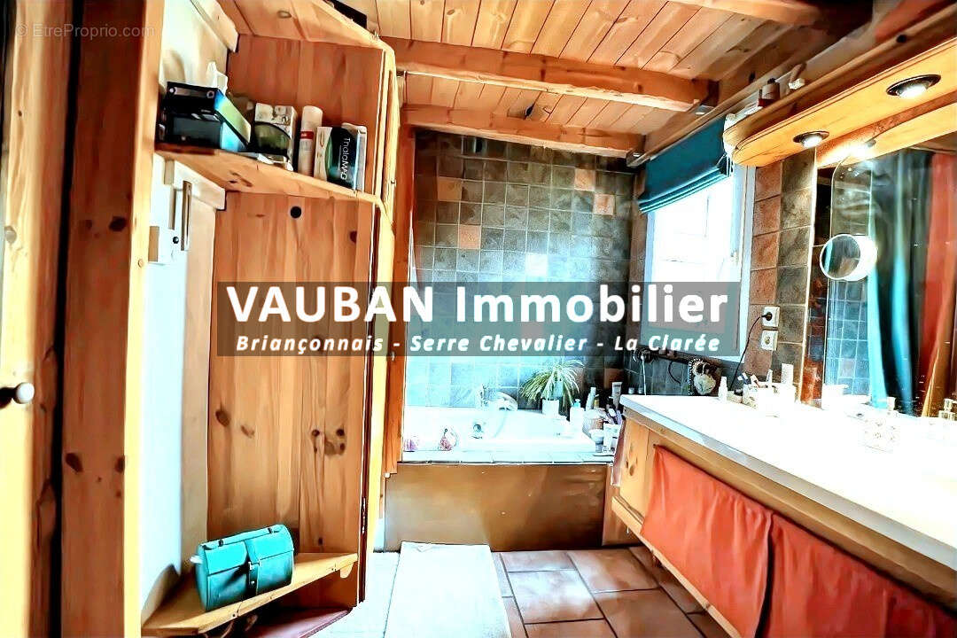 Maison à LE MONETIER-LES-BAINS