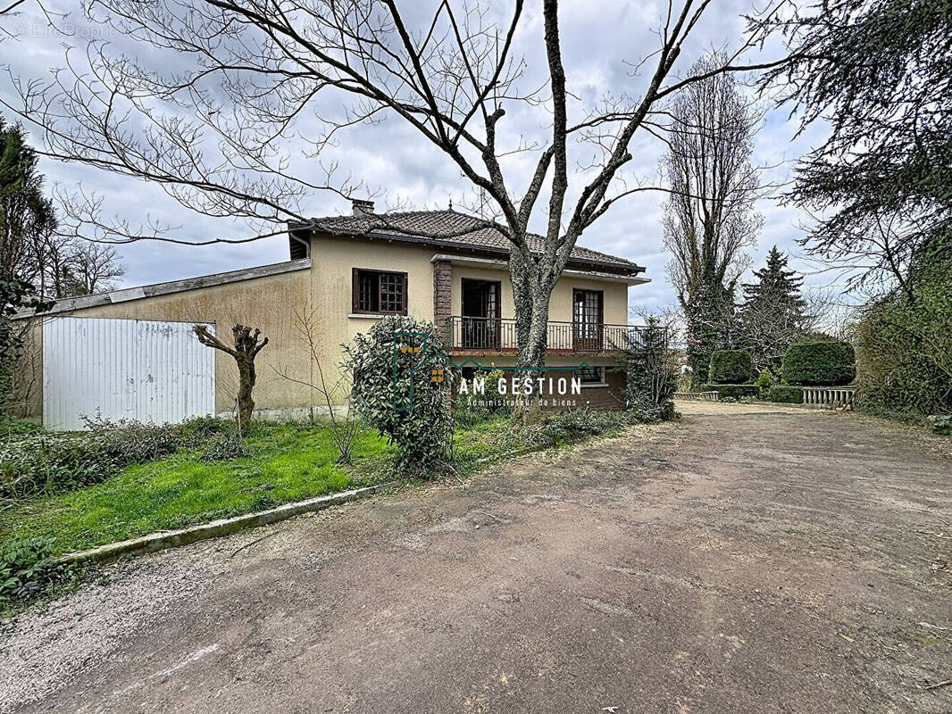 Maison à SAINT-PRIEST-SOUS-AIXE