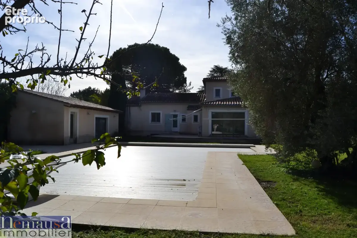 Tarascon, villa de 209m2 sur une parcelle de 2698m2 avec piscine - photo 18