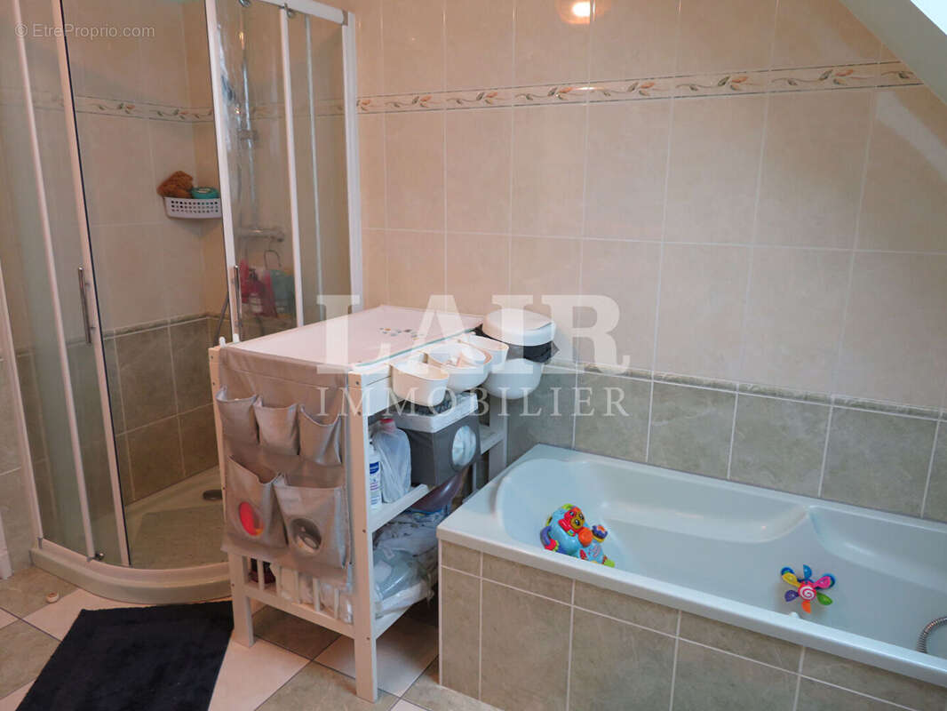 Maison à vendre à 5 minutes de Pré en Pail - Réf : A14072 - photo 7