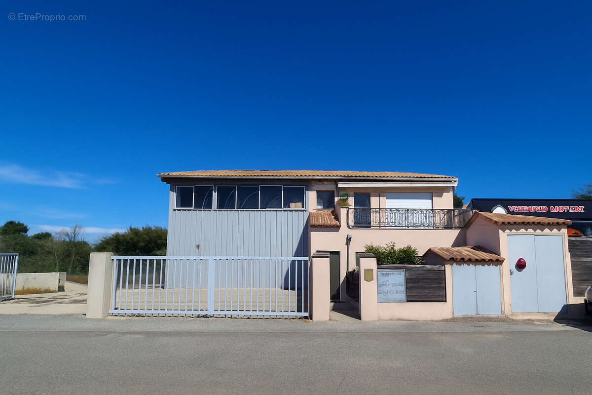 Appartement à LA CROIX-VALMER