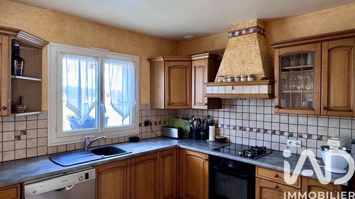 Maison 139 m² à Cheroy  - photo 9